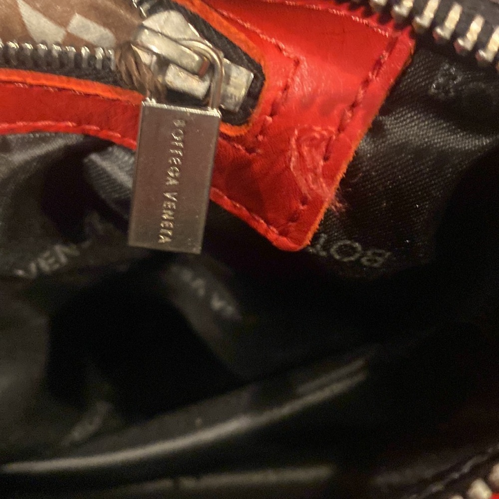 ❤️Bottega Veneta Leather Zip Bag ❤️ - Picture 10 of 11